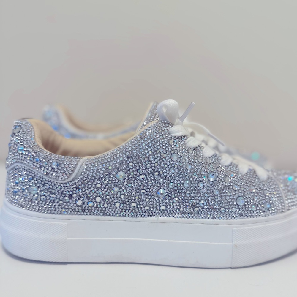 Betsy Johnson silver sparkle sneakers!  Sz8.  Excellent condition.